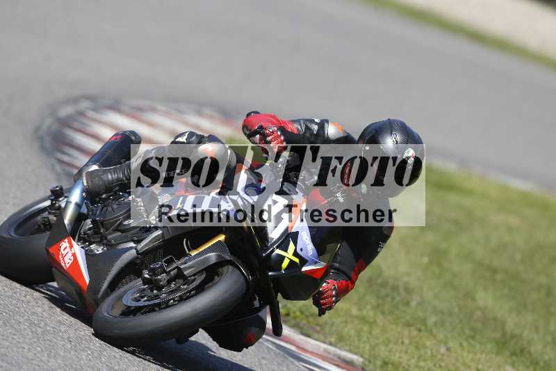 /44 09.08.2025 Plüss Moto Sport ADR/Freies Fahren/71